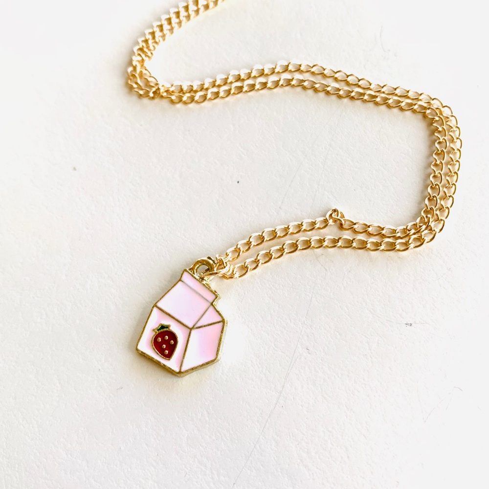 🍓 Strawberry Milk Box Pink Necklace Gold